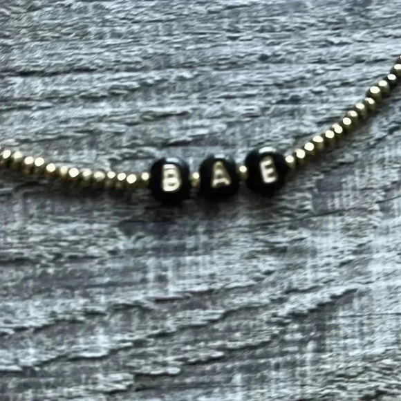 Beaded Chocker Necklace - Picture 2 of 3